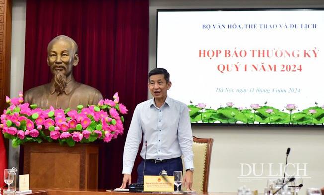 Chánh Văn phòng, Người phát ngôn Bộ VHTTDL Nguyễn Danh Hoàng Việt chủ trì họp báo.